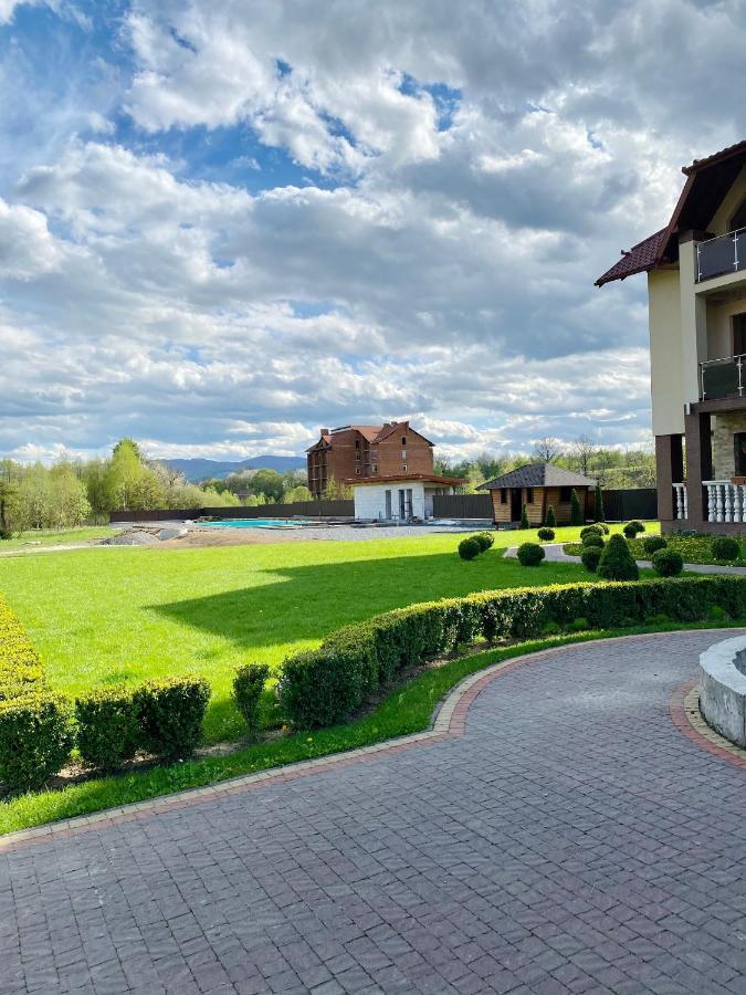 Приватна Садиба Європа Solochyn Exterior foto